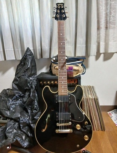 Yamaha semi acoustic guitar - yamaha, semi-acoustic