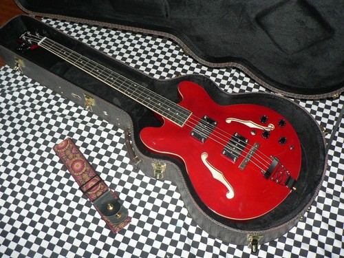 Superb g4m semi acoustic san - g4m,