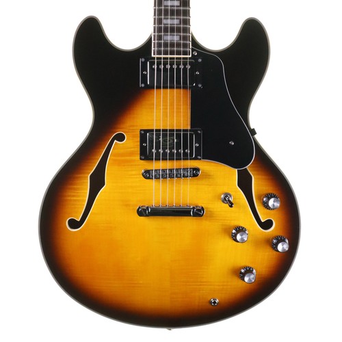 Sire larry carlton - sire,