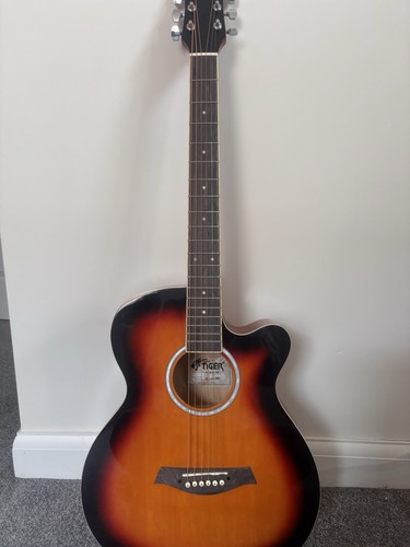 Acoustic guitar with case and - acoustic,